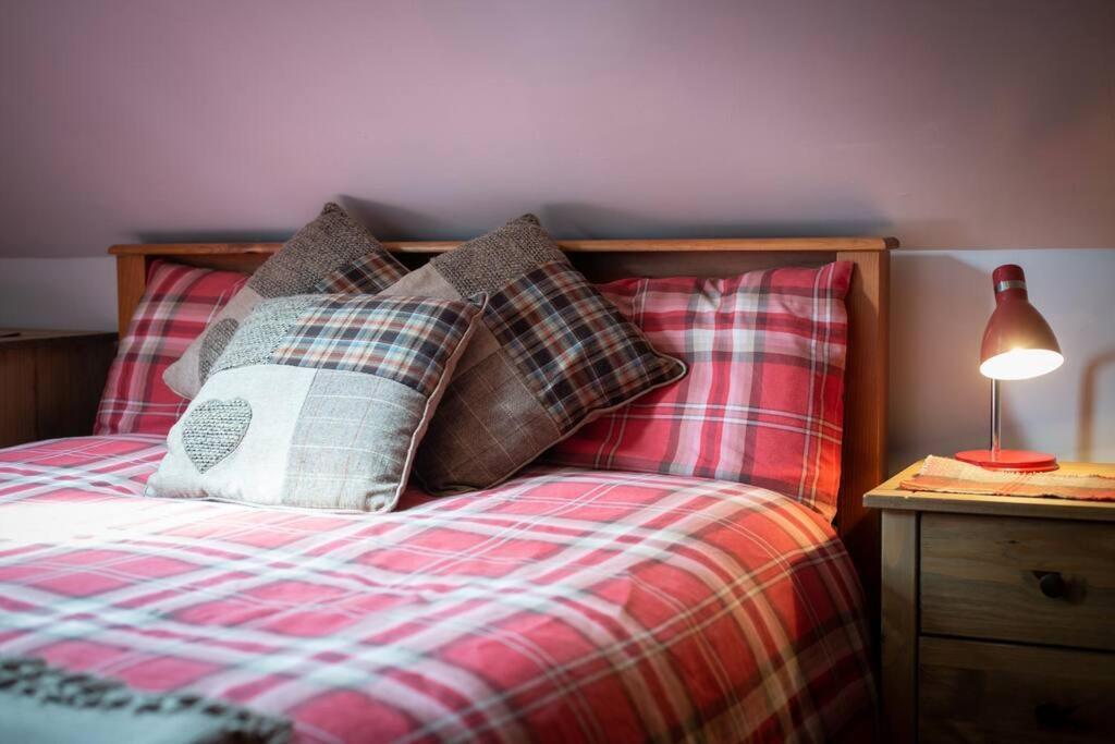 The Beeches Studio, Highlands Of Scotland Newtonmore Luaran gambar
